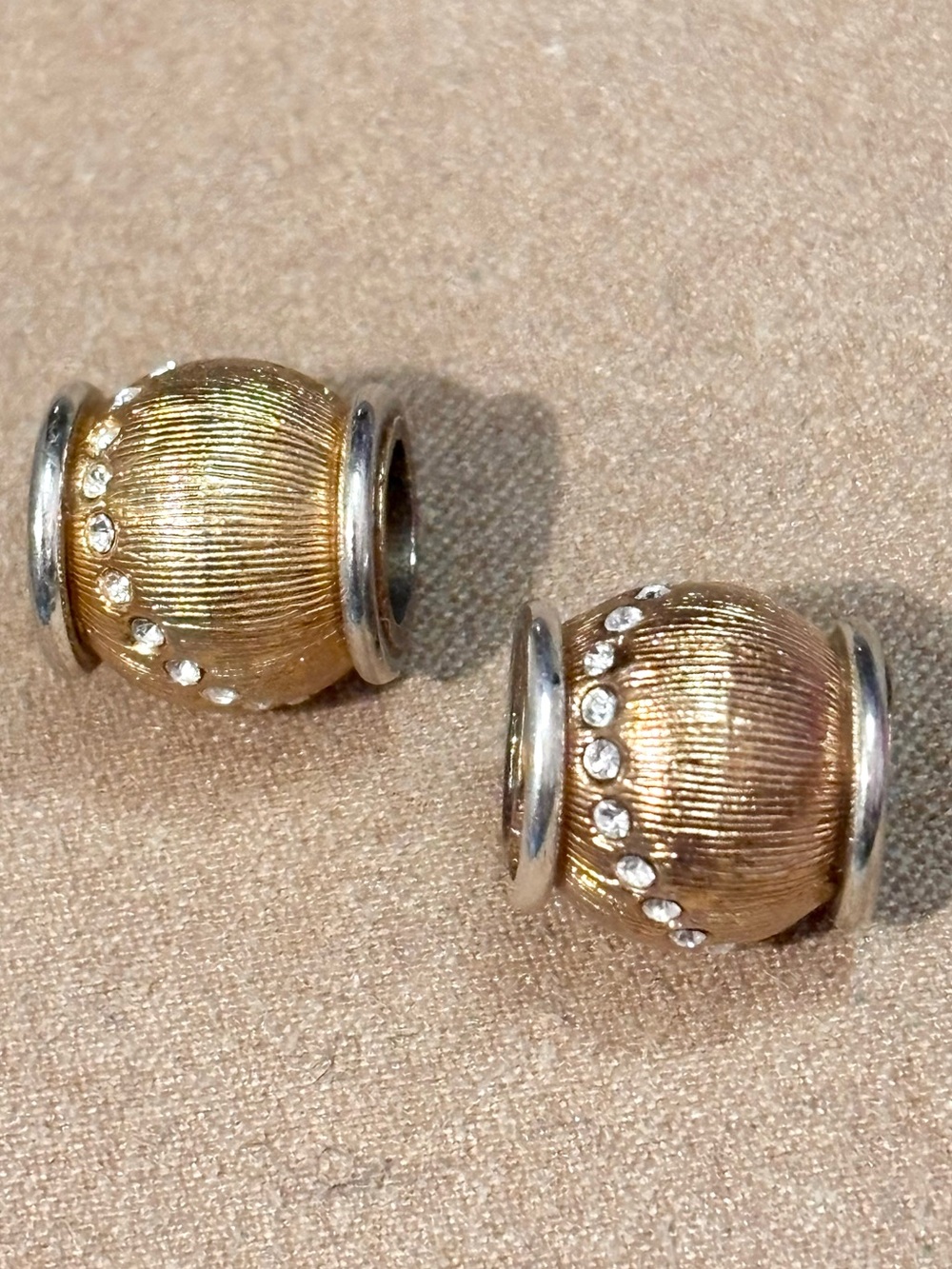 🆕Listing! Two Brighton Sparkle Gold beads Gold threads Crystal accents Retired